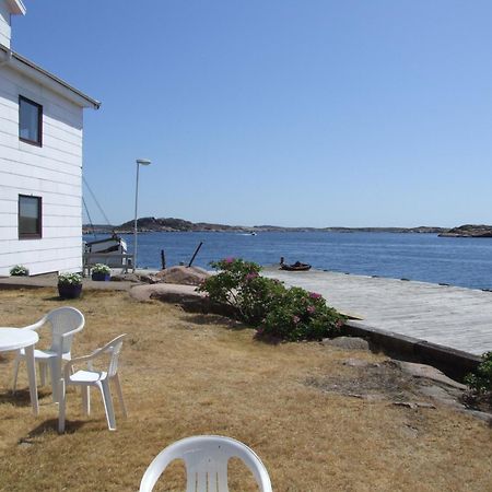Hotell Fisketangen Kungshamn Exterior foto
