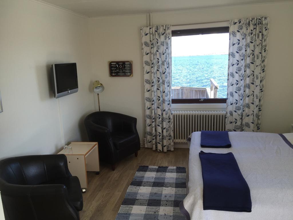 Hotell Fisketangen Kungshamn Quarto foto