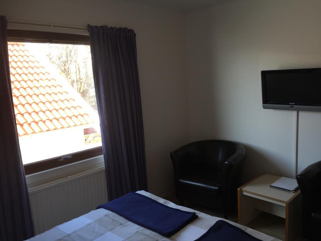 Hotell Fisketangen Kungshamn Quarto foto