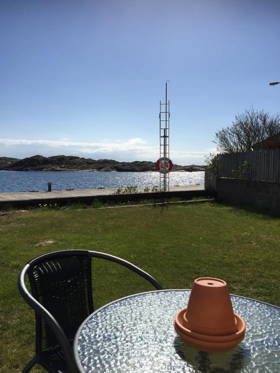 Hotell Fisketangen Kungshamn Exterior foto